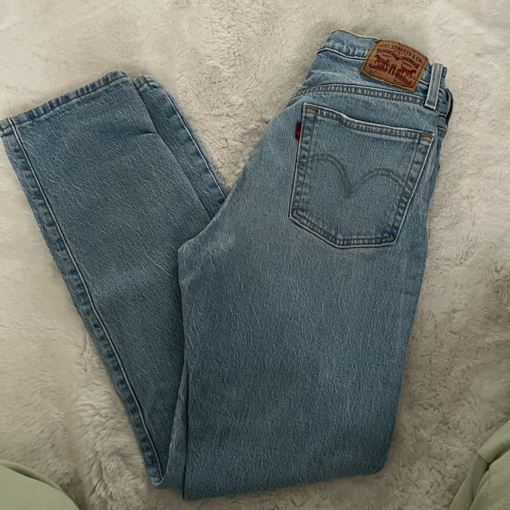 Levis jeans
